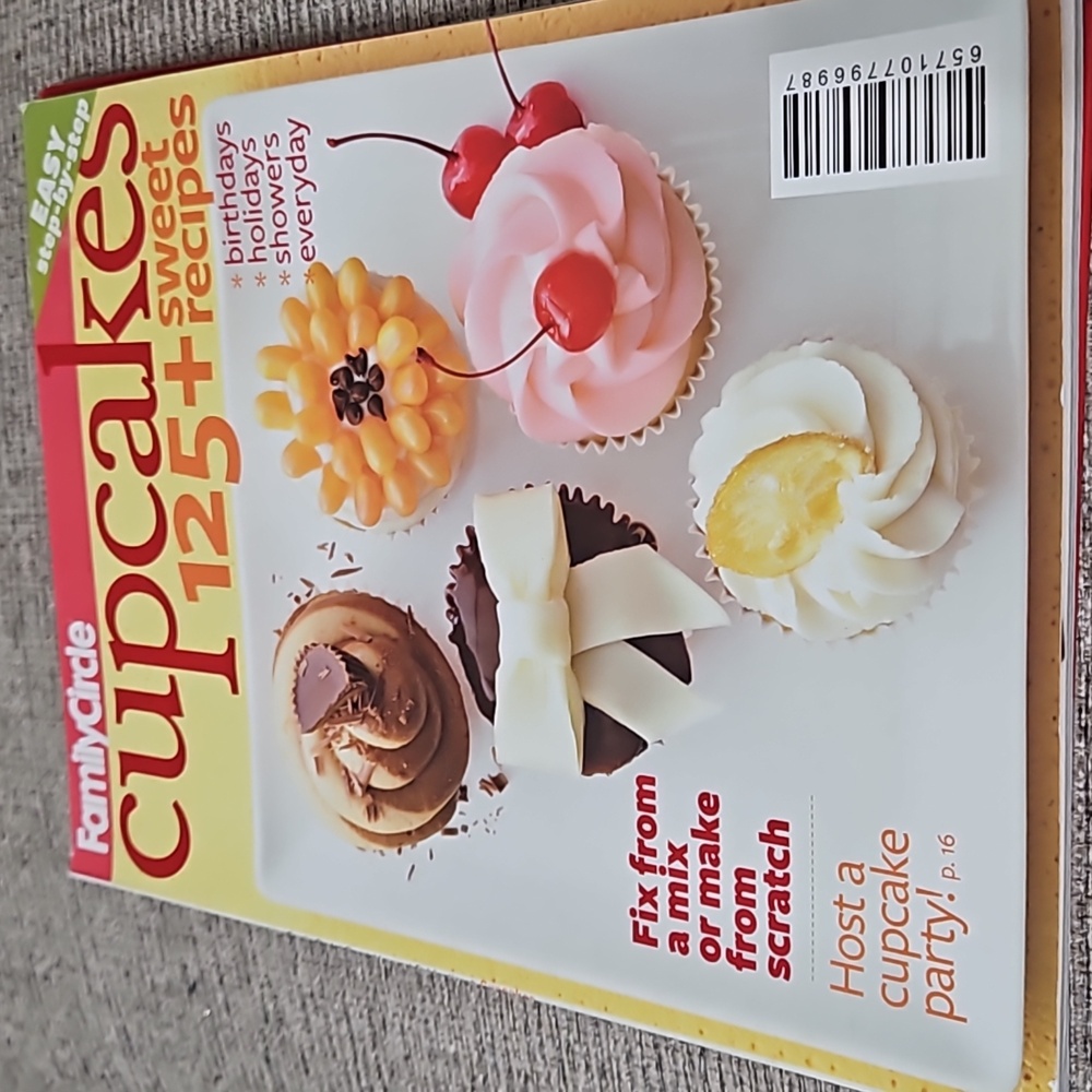 Family Circle Easy Step By Step Cupcakes